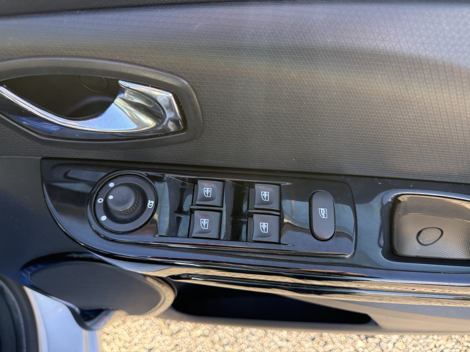 Used Renault Clio 2014 for sale - 77709088: Photo 34