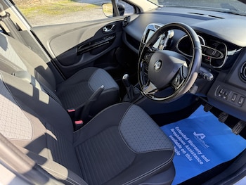 Used Renault Clio 2014 for sale - 77709088: Photo