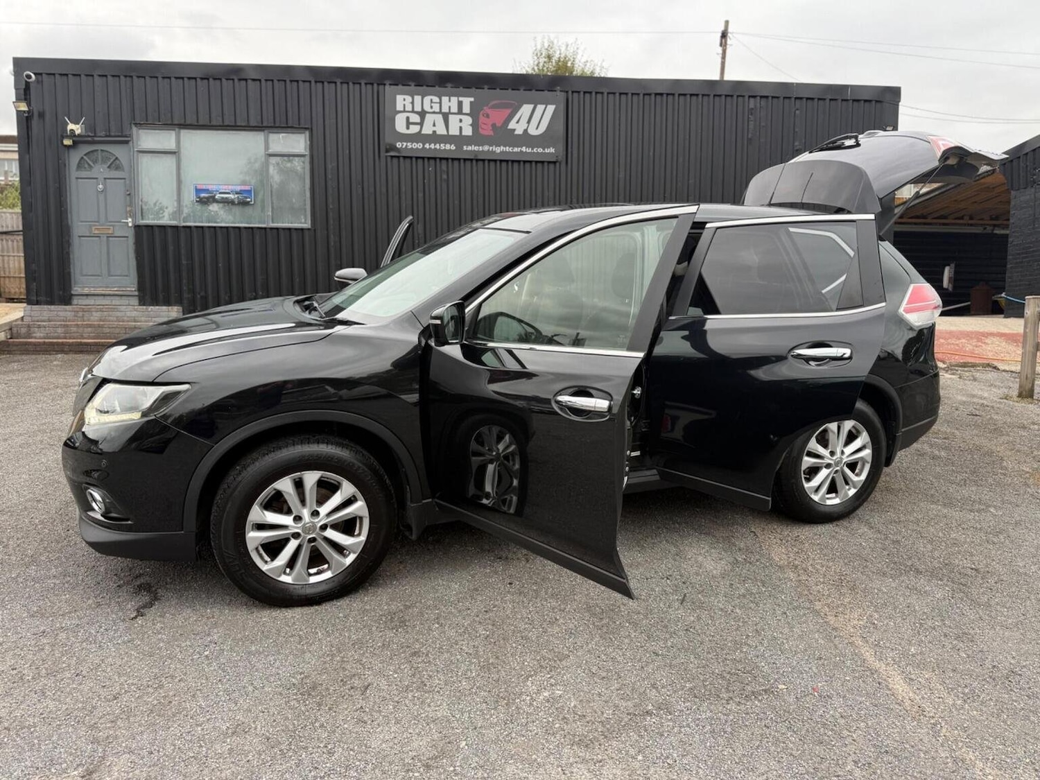 Used Nissan X-Trail 2015 for sale - 76687406: Photo 22