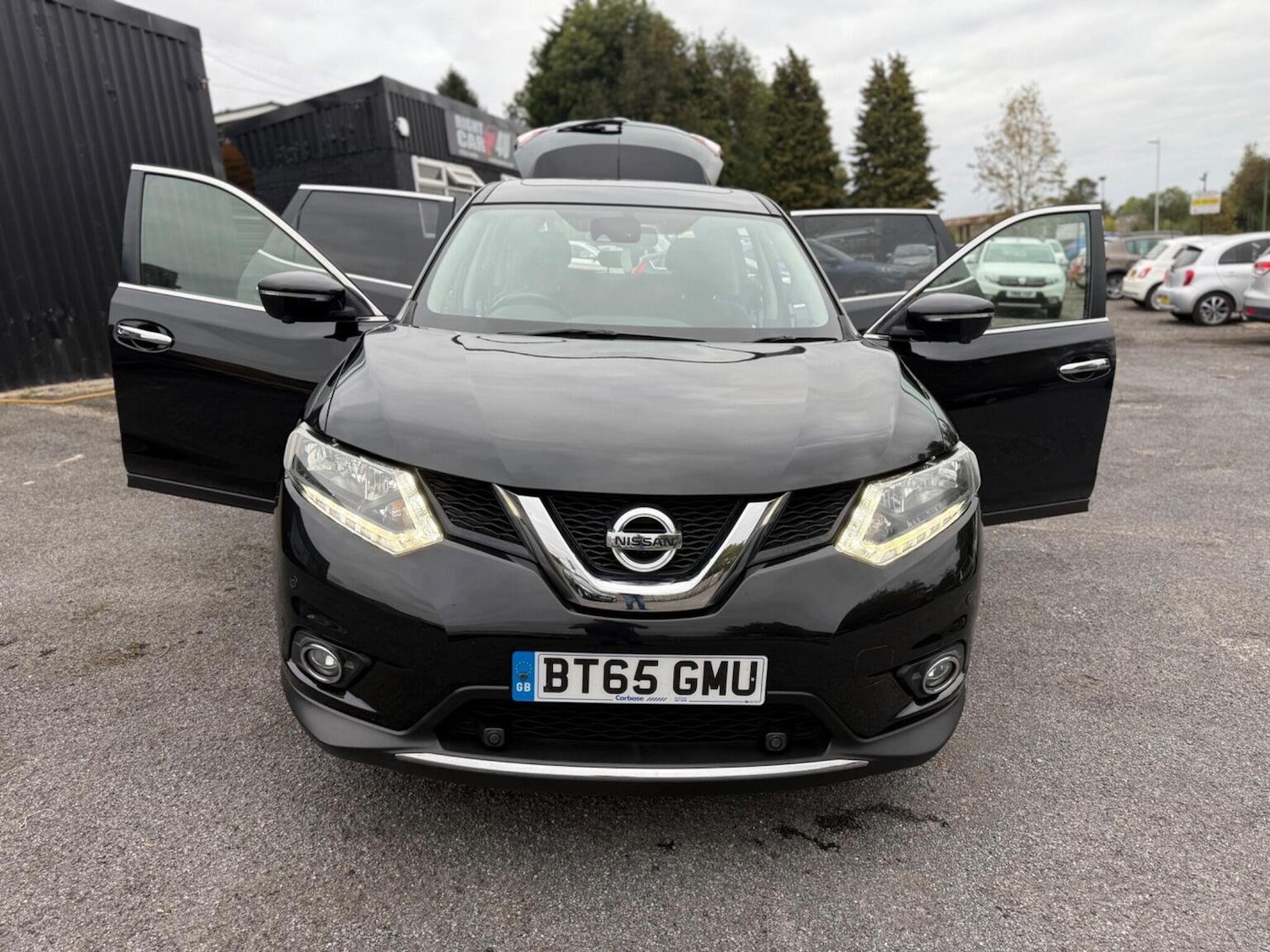 Used Nissan X-Trail 2015 for sale - 76687406: Photo 24
