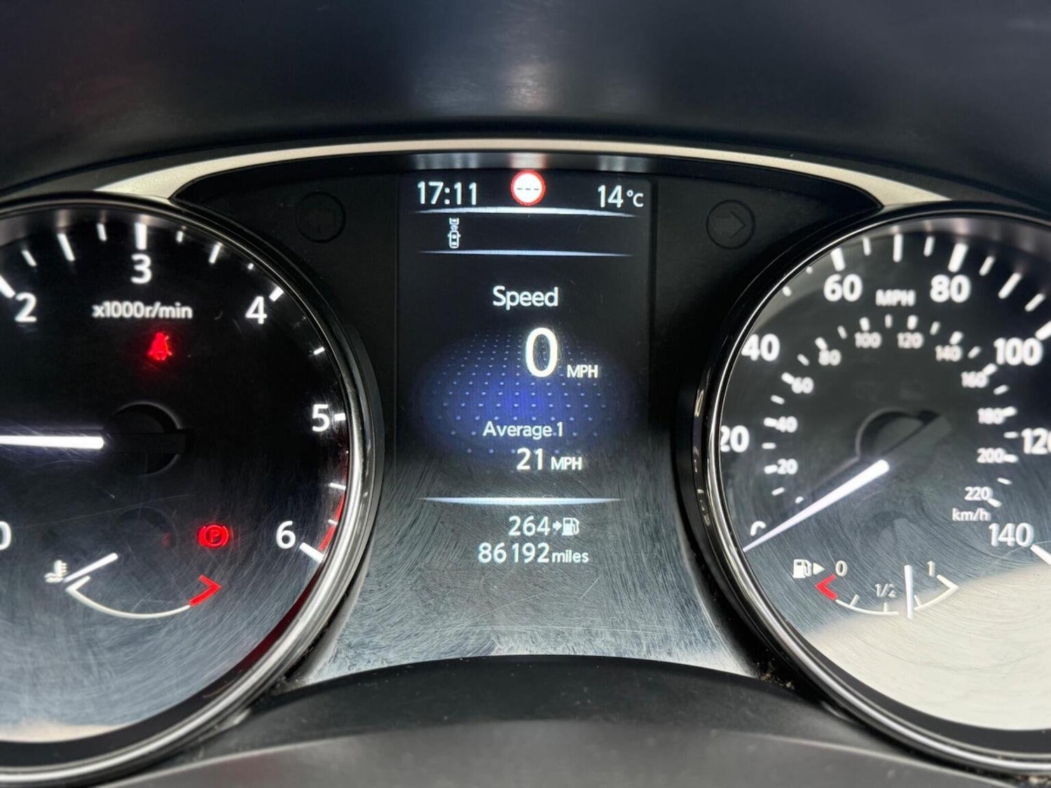 Used Nissan X-Trail 2015 for sale - 76687406: Photo 41