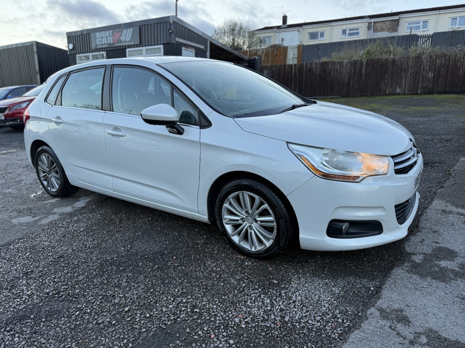 Used Citroen C4 2014 for sale - 76830350: Photo 16