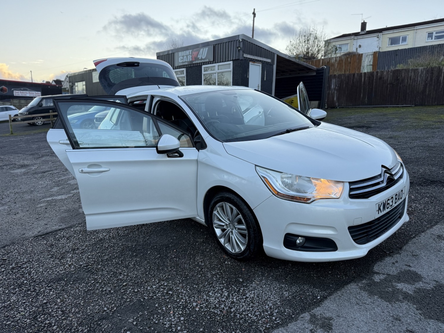 Used Citroen C4 2014 for sale - 76830350: Photo 20