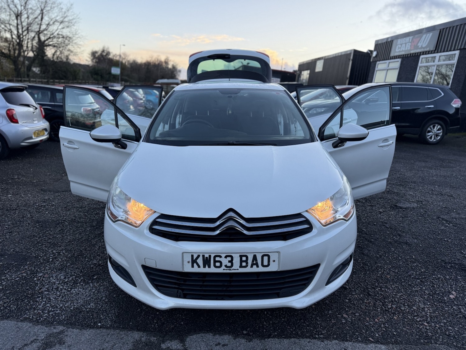 Used Citroen C4 2014 for sale - 76830350: Photo 21