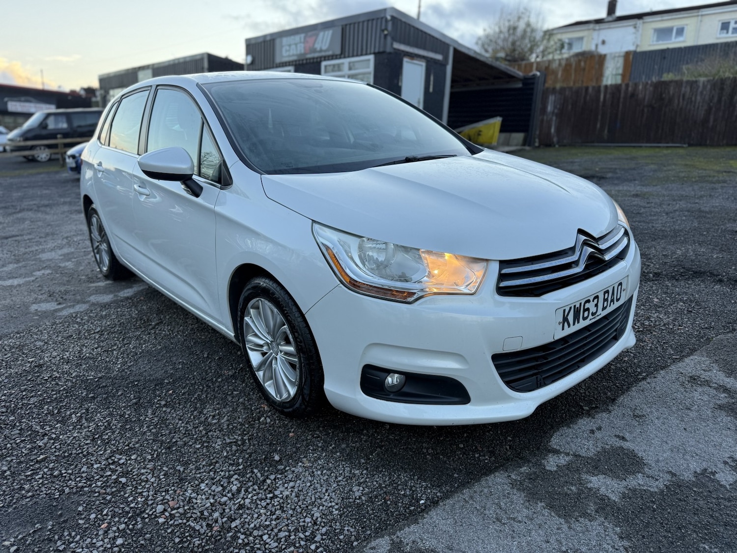 Used Citroen C4 2014 for sale - 76830350: Photo 4