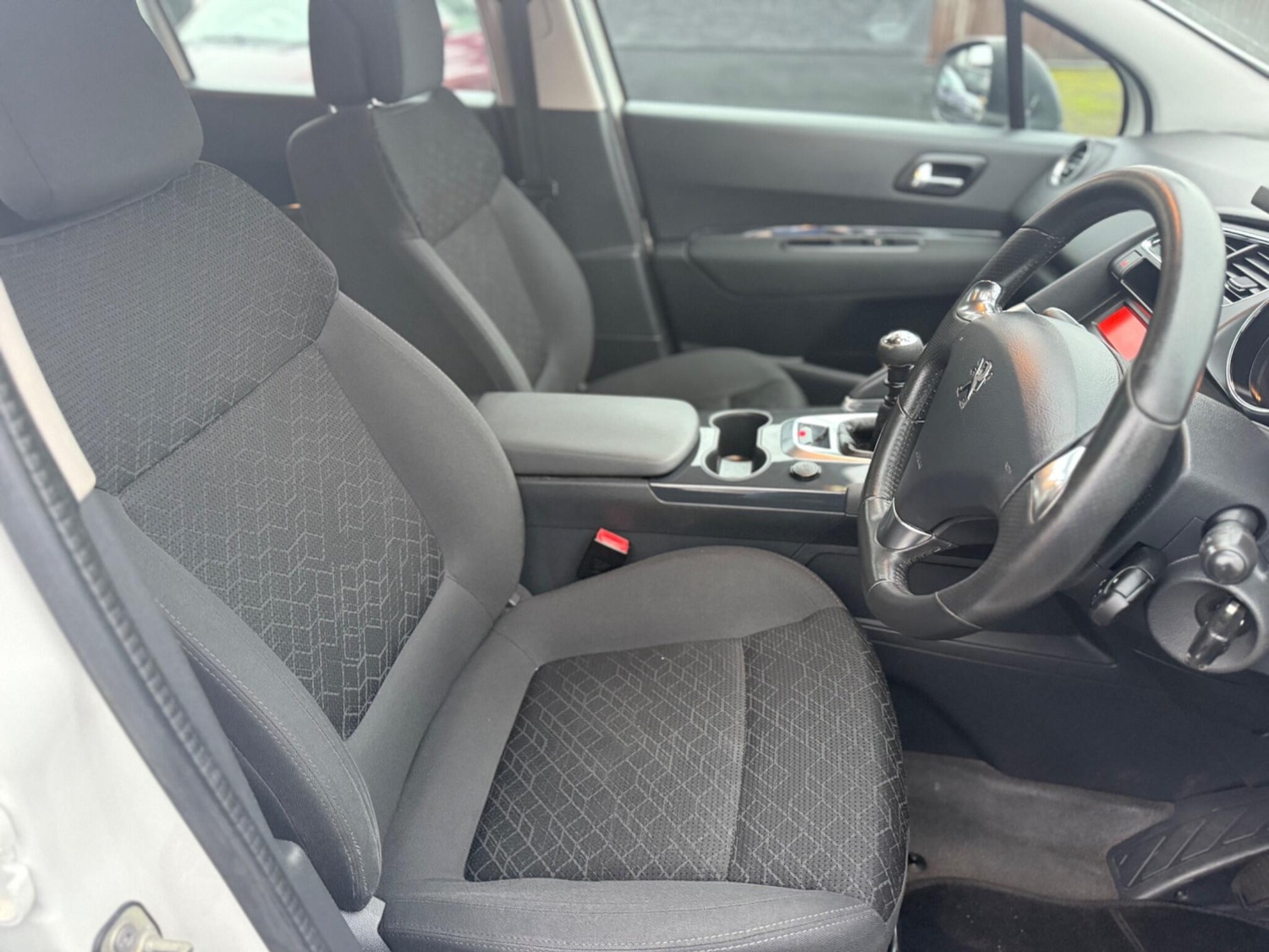 Used Peugeot 3008 2014 for sale - 76644670: Photo 18