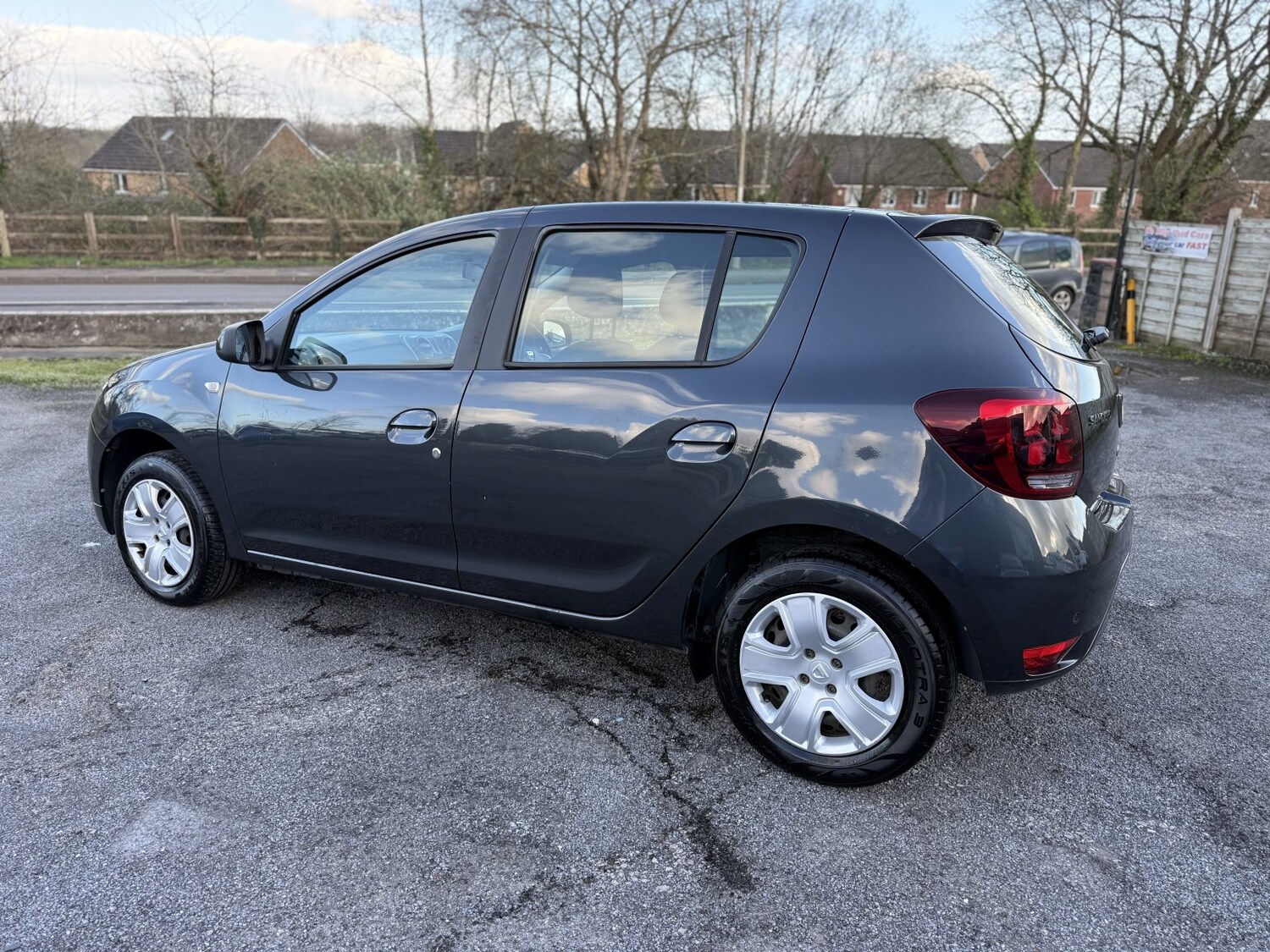 Used Dacia Sandero 2018 for sale - 77844921: Photo 10