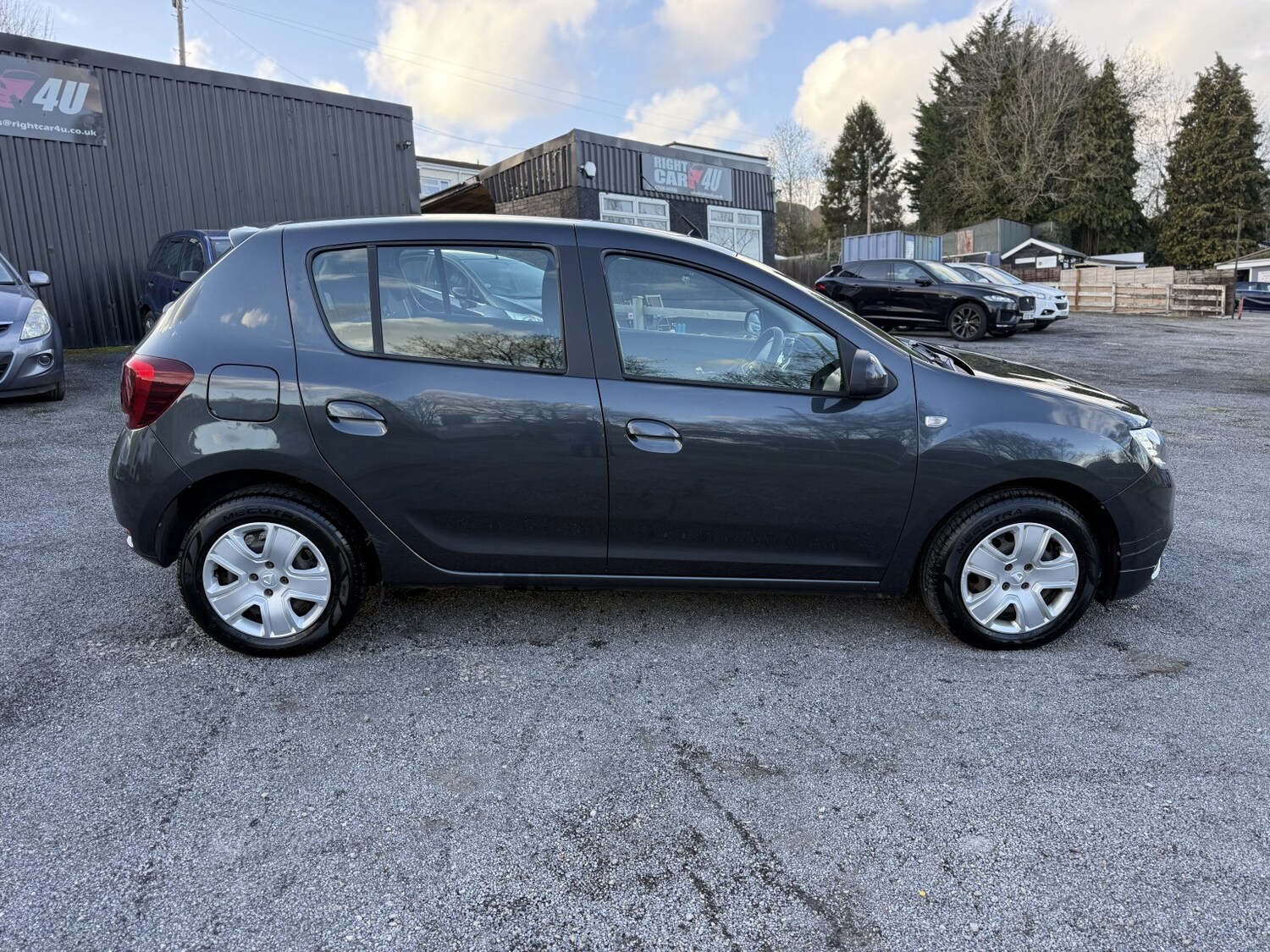 Used Dacia Sandero 2018 for sale - 77844921: Photo 16