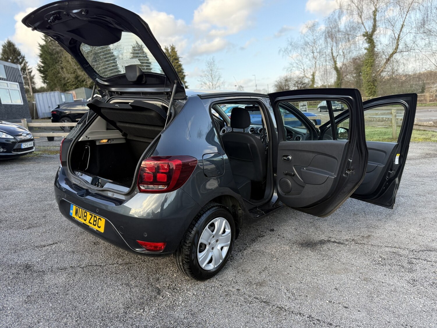 Used Dacia Sandero 2018 for sale - 77844921: Photo 26
