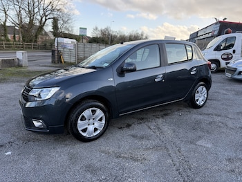 Used Dacia Sandero 2018 for sale - 77844921: Photo