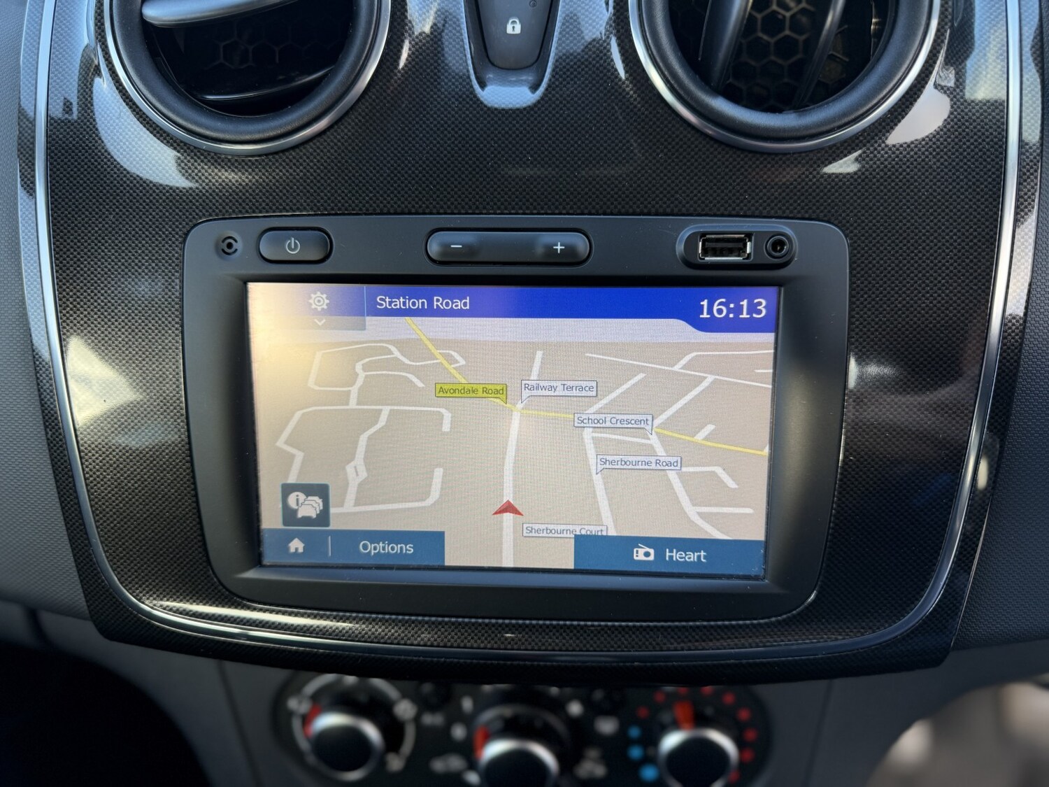 Used Dacia Sandero 2018 for sale - 77844921: Photo 31