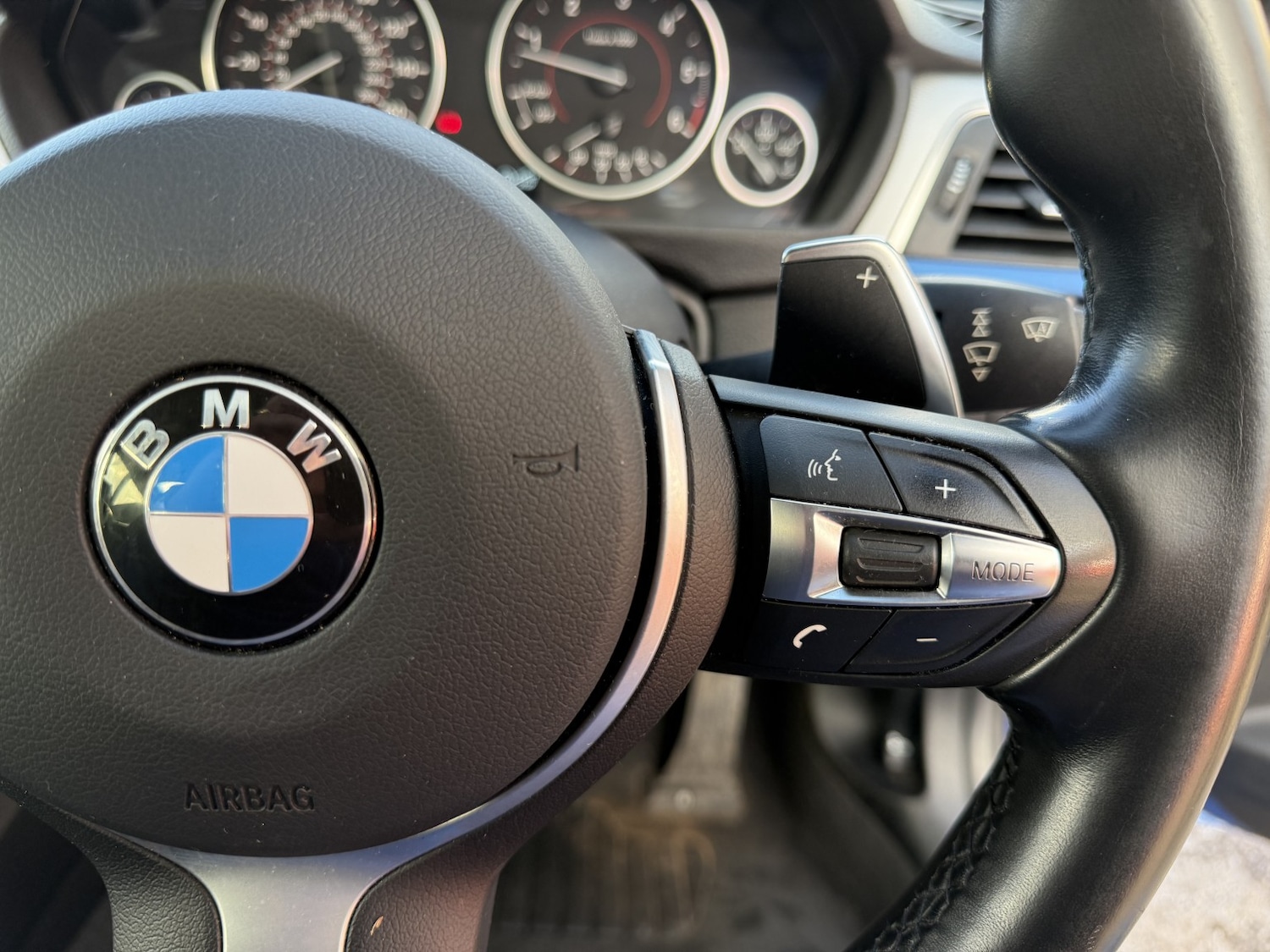 Used BMW 3 Series 2015 for sale - 77089845: Photo 31