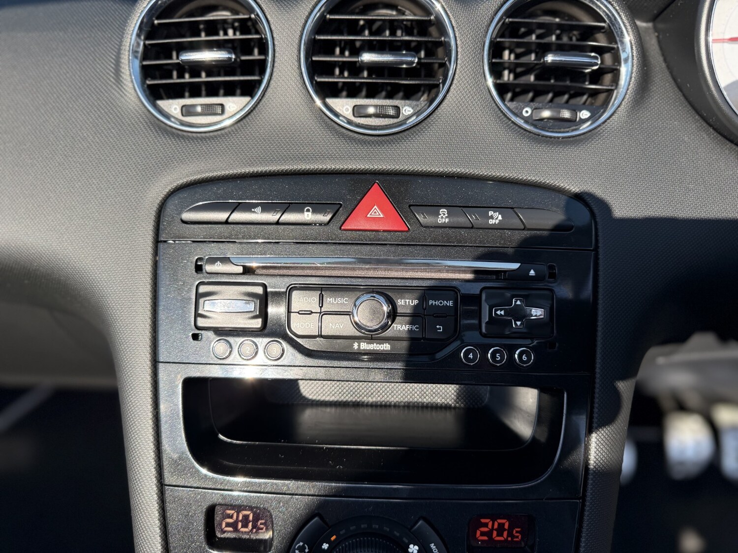 Used Peugeot 308 2014 for sale - 77962004: Photo 36