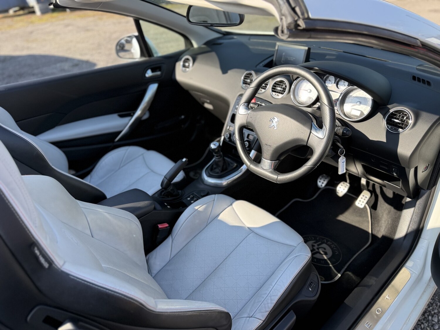 Used Peugeot 308 2014 for sale - 77962004: Photo 4