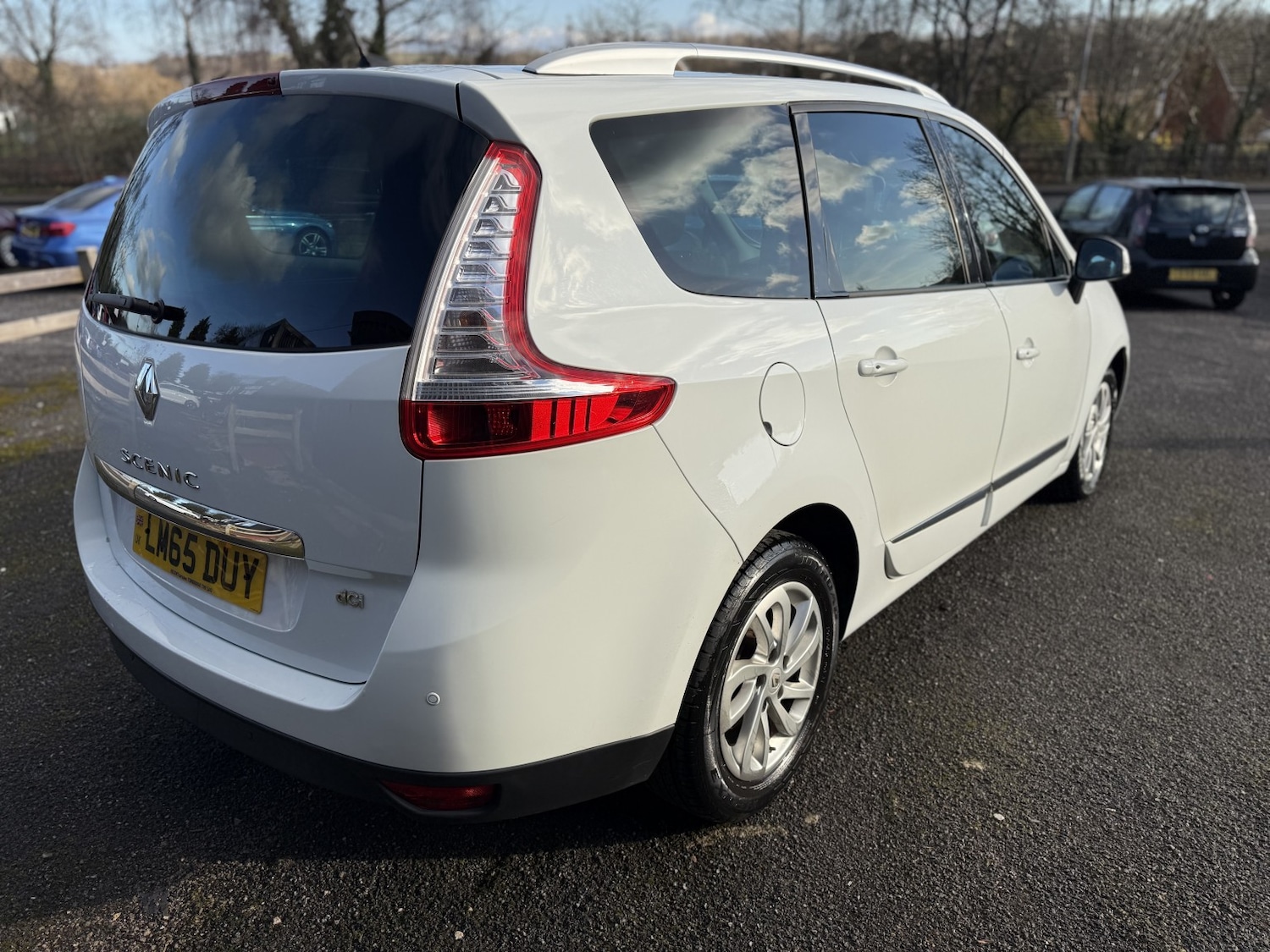 Used Renault Grand Scenic 2015 for sale - 77166113: Photo 15