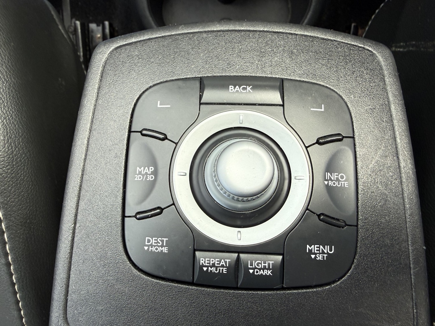 Used Renault Grand Scenic 2015 for sale - 77166113: Photo 28