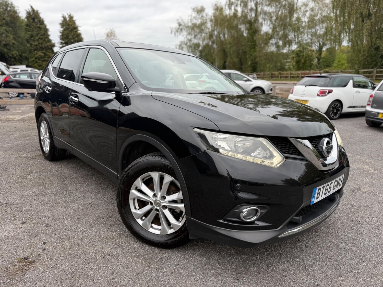 Used Nissan X-Trail 2015 for sale - 76644649: Photo 1