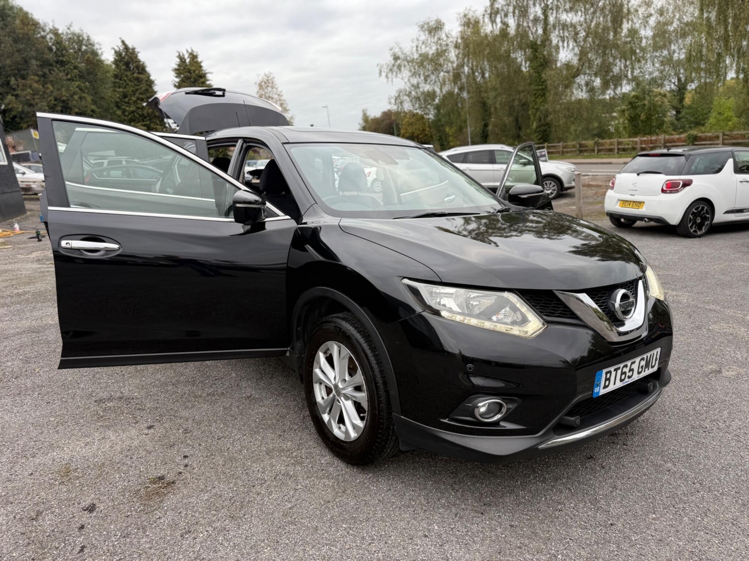 Used Nissan X-Trail 2015 for sale - 76644649: Photo 19