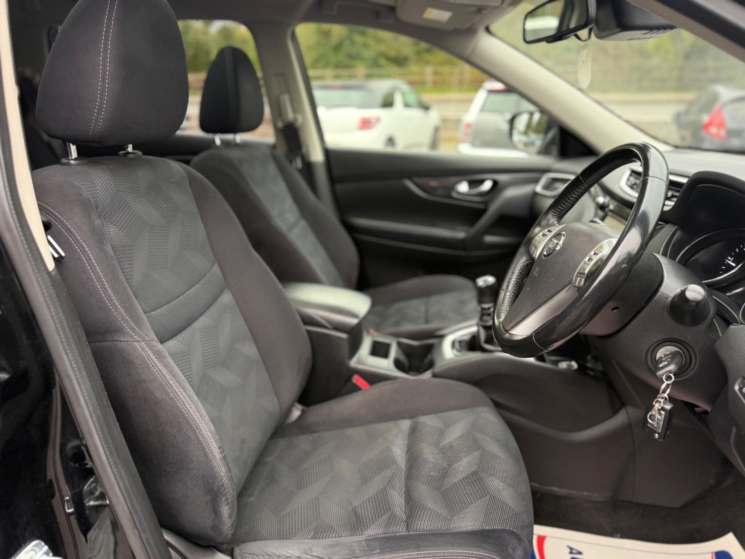 Used Nissan X-Trail 2015 for sale - 76644649: Photo 34