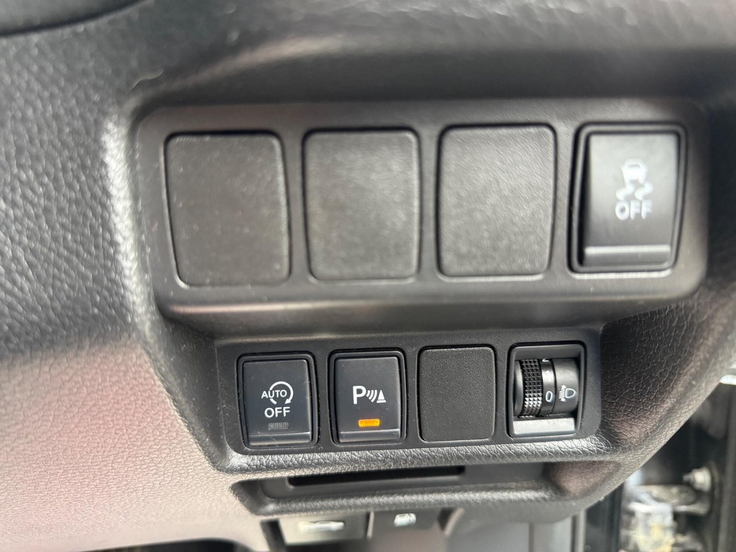 Used Nissan X-Trail 2015 for sale - 76644649: Photo 36