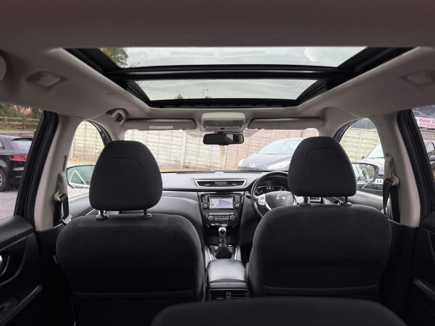 Used Nissan X-Trail 2015 for sale - 76644649: Photo 42