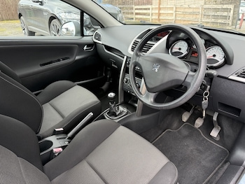 Used Peugeot 207 2011 for sale - 77709089: Photo