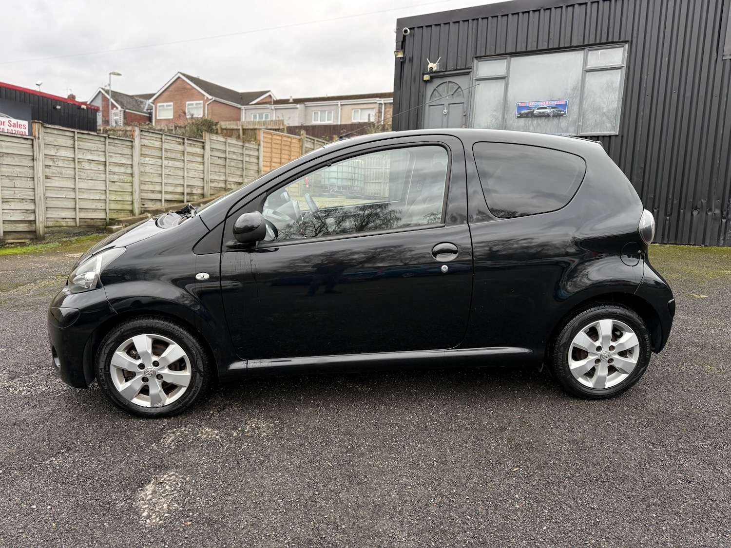 Used Toyota AYGO 2013 for sale - 77459900: Photo 11