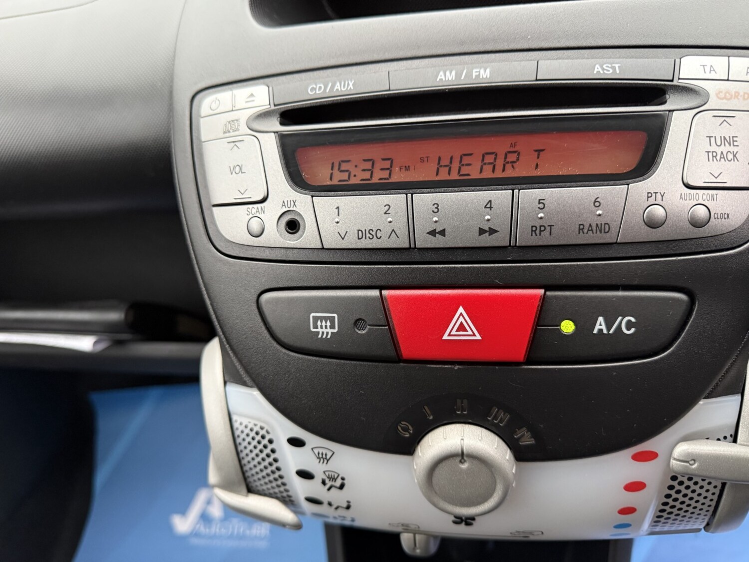 Used Toyota AYGO 2013 for sale - 77459900: Photo 35