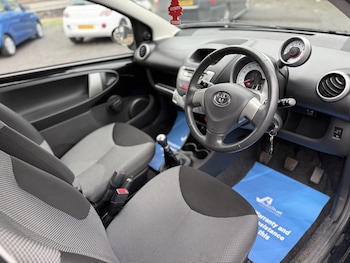 Used Toyota AYGO 2013 for sale - 77459900: Photo