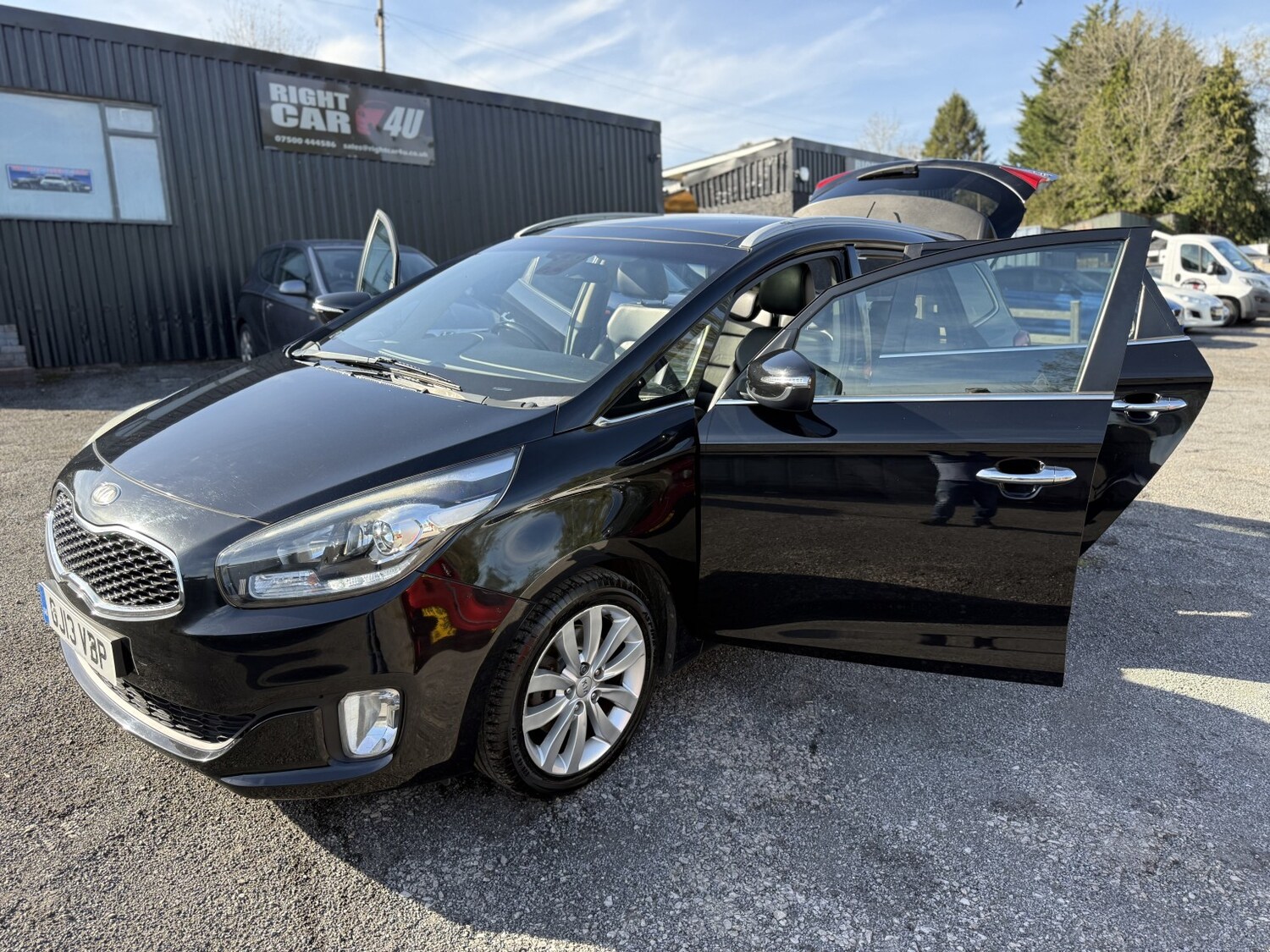 Used Kia Carens 2013 for sale - 78155407: Photo 29