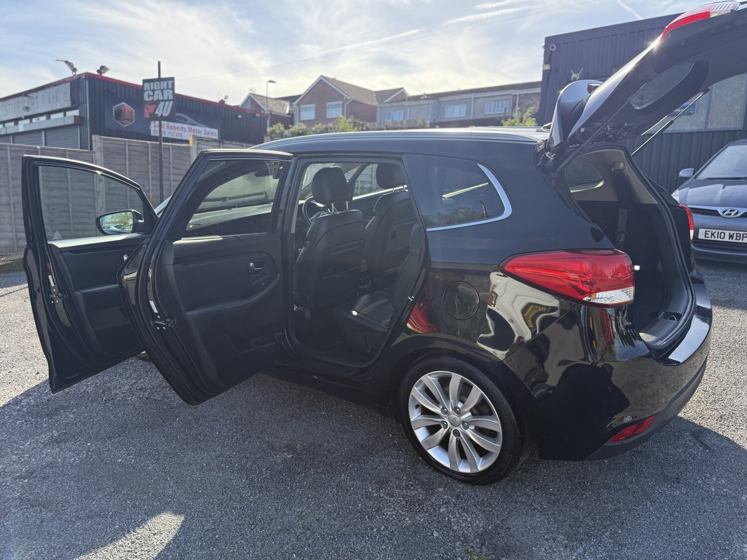 Used Kia Carens 2013 for sale - 78155407: Photo 33