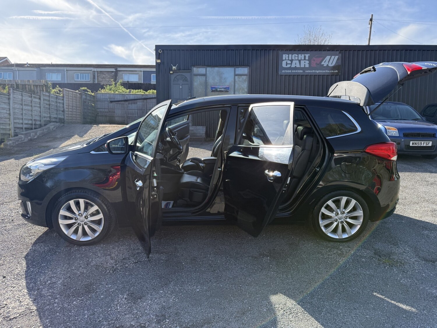 Used Kia Carens 2013 for sale - 78155407: Photo 34