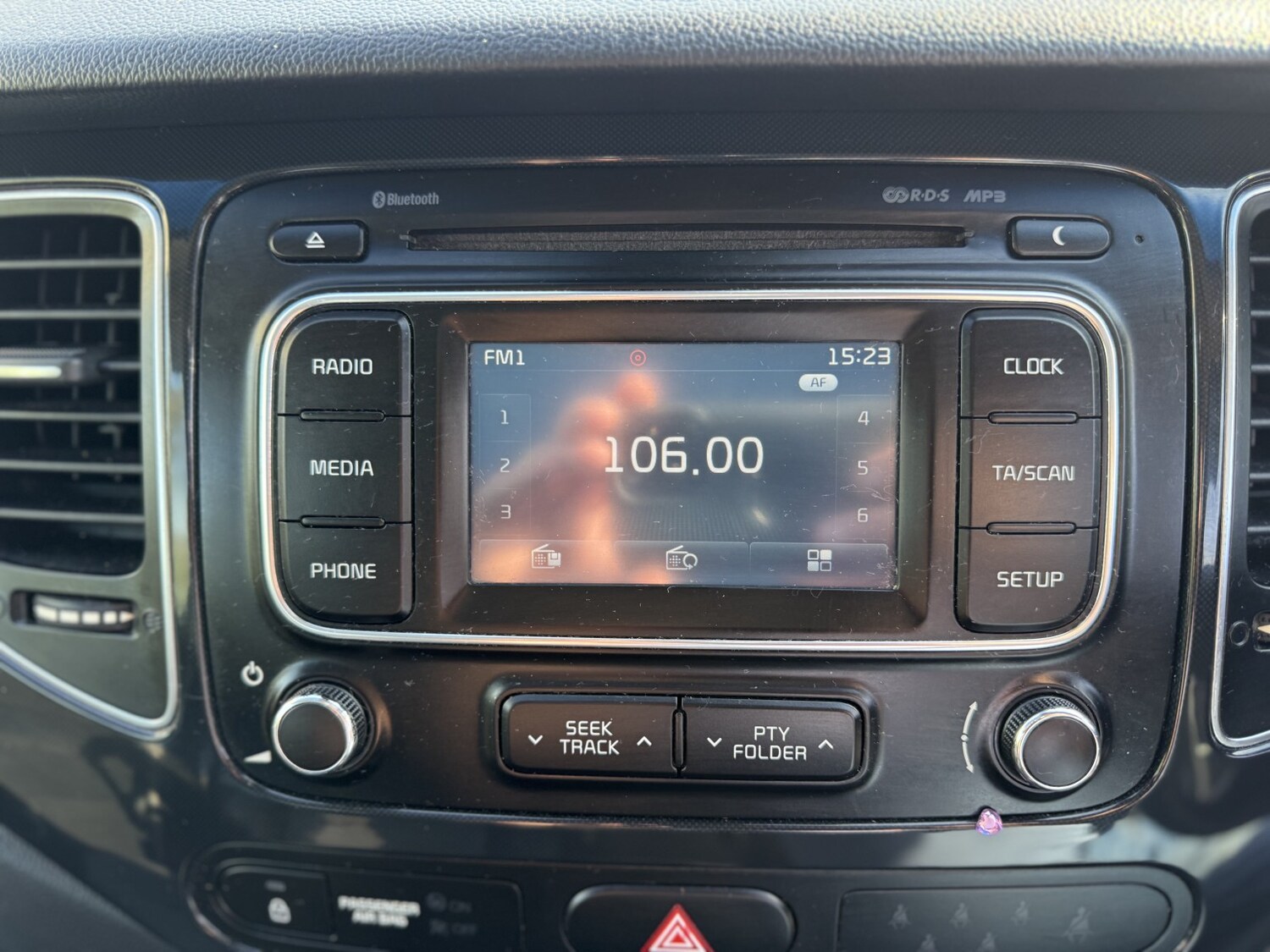 Used Kia Carens 2013 for sale - 78155407: Photo 42