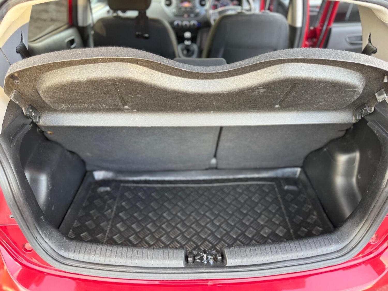 Used Hyundai i10 2016 for sale - 76687402: Photo 16