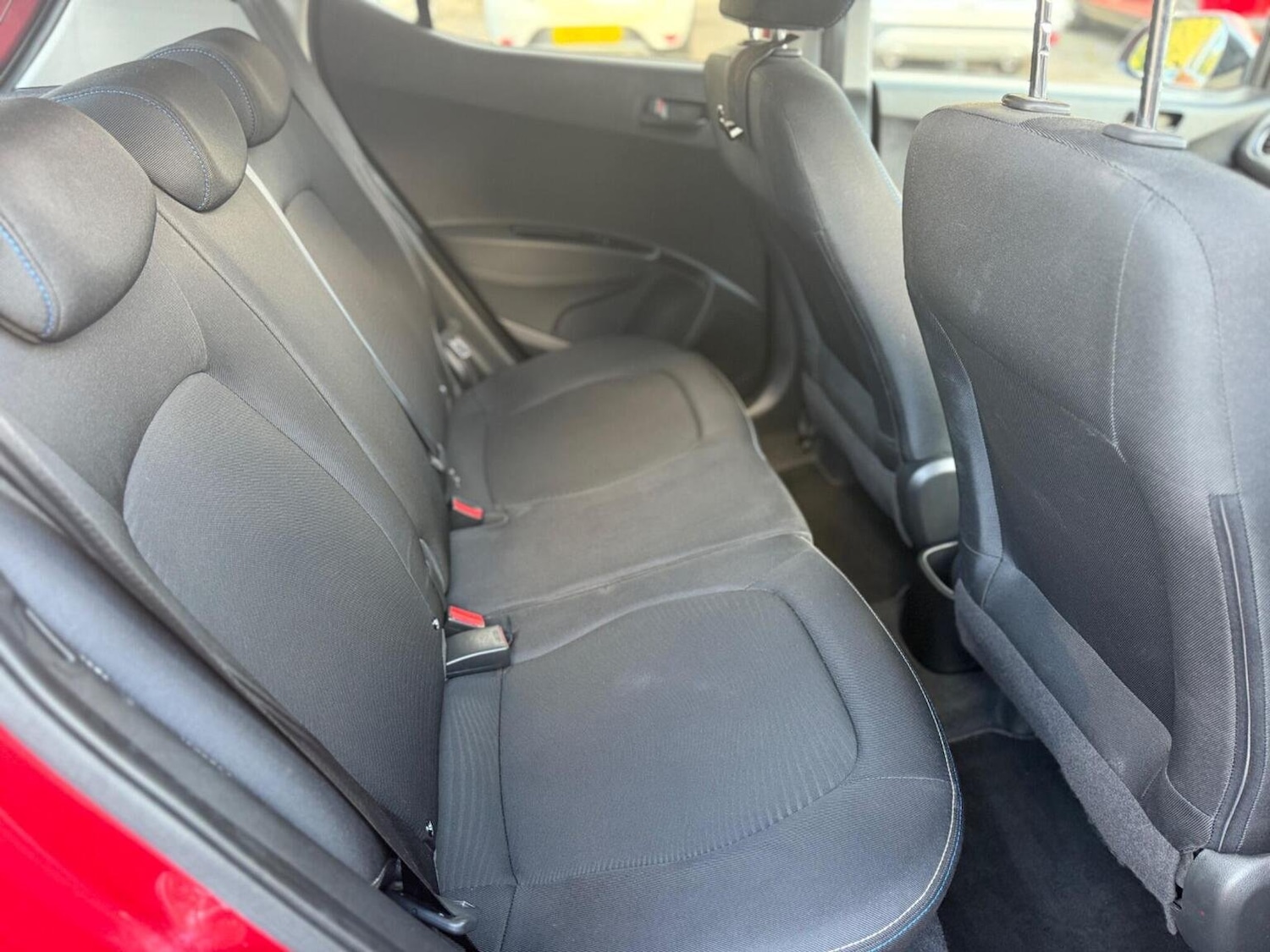 Used Hyundai i10 2016 for sale - 76687402: Photo 25