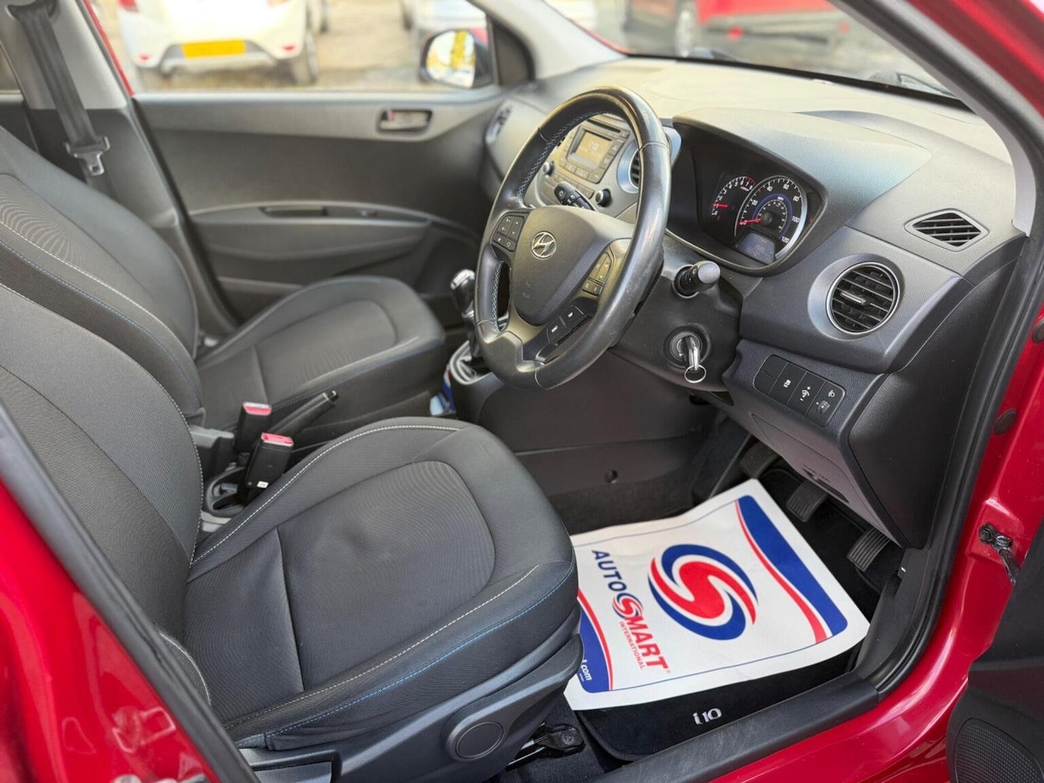 Used Hyundai i10 2016 for sale - 76687402: Photo 28