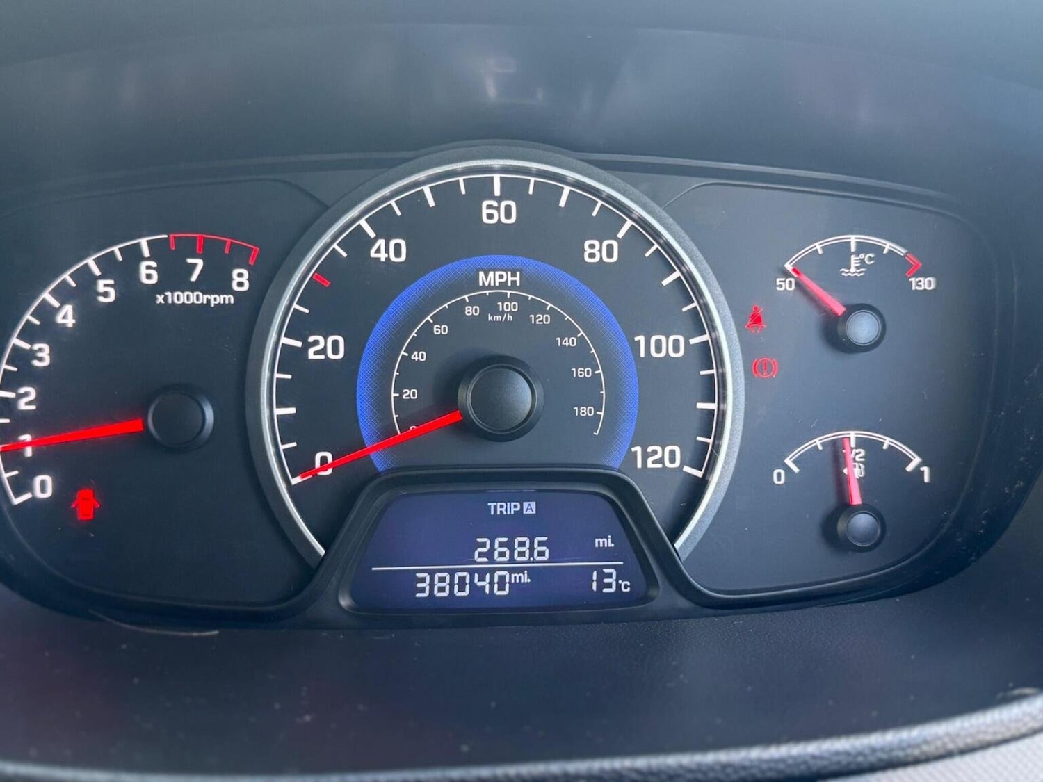 Used Hyundai i10 2016 for sale - 76687402: Photo 31