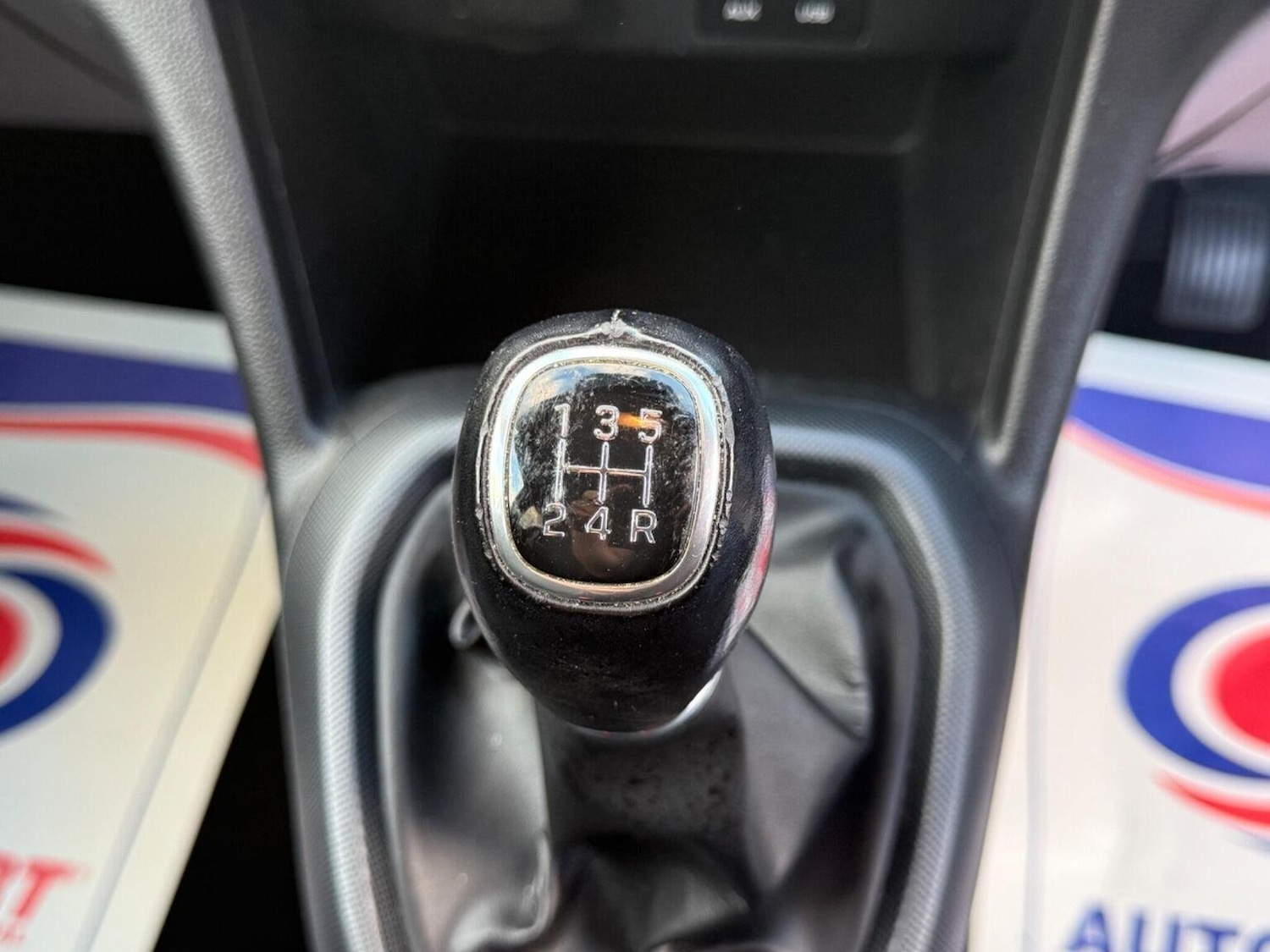 Used Hyundai i10 2016 for sale - 76687402: Photo 34