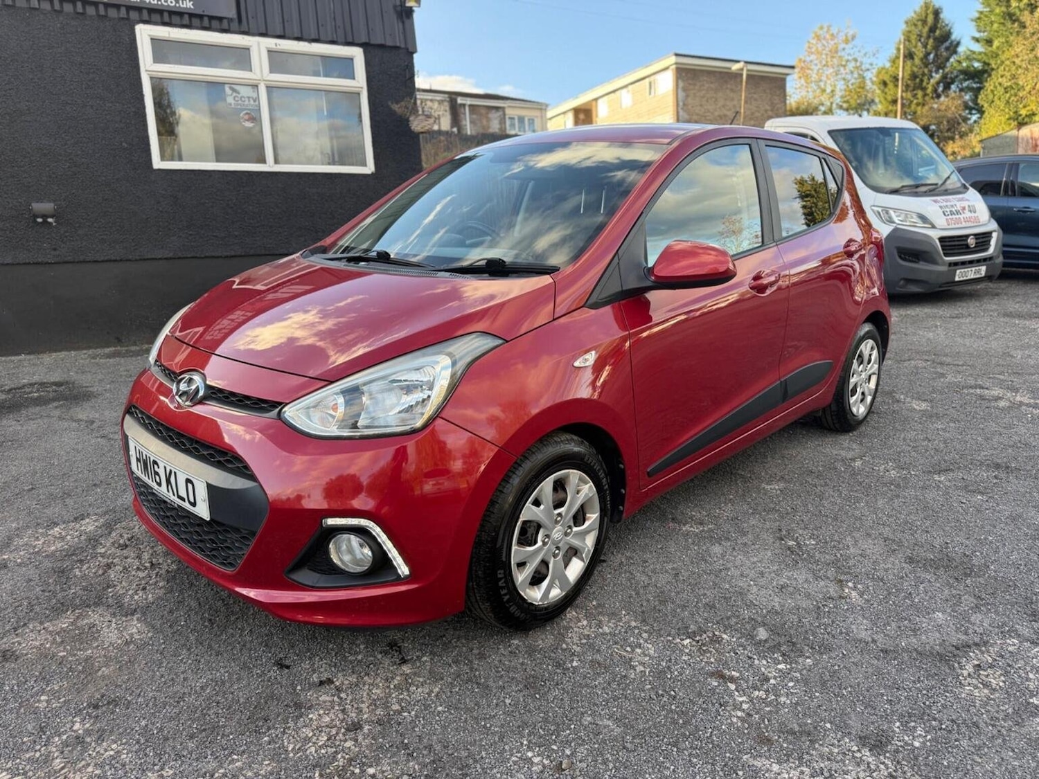 Used Hyundai i10 2016 for sale - 76687402: Photo 9