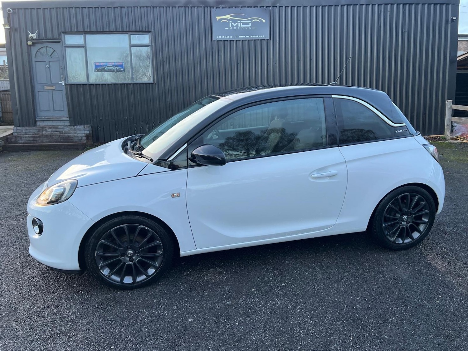 Used Vauxhall ADAM 2016 for sale - 77453226: Photo 4