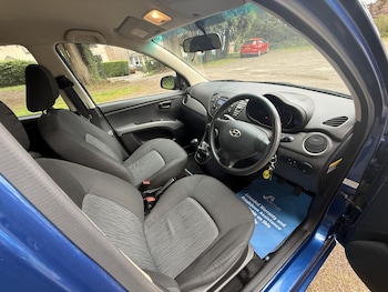 Used Hyundai i10 2013 for sale - 78408509: Photo