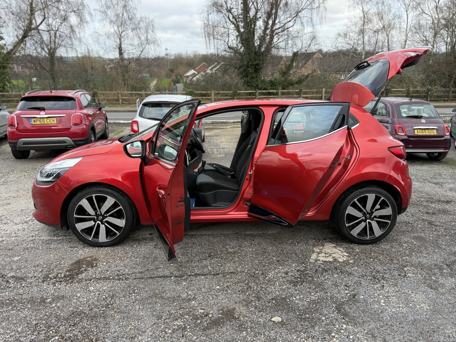 Used Renault Clio 2015 for sale - 78025800: Photo 30
