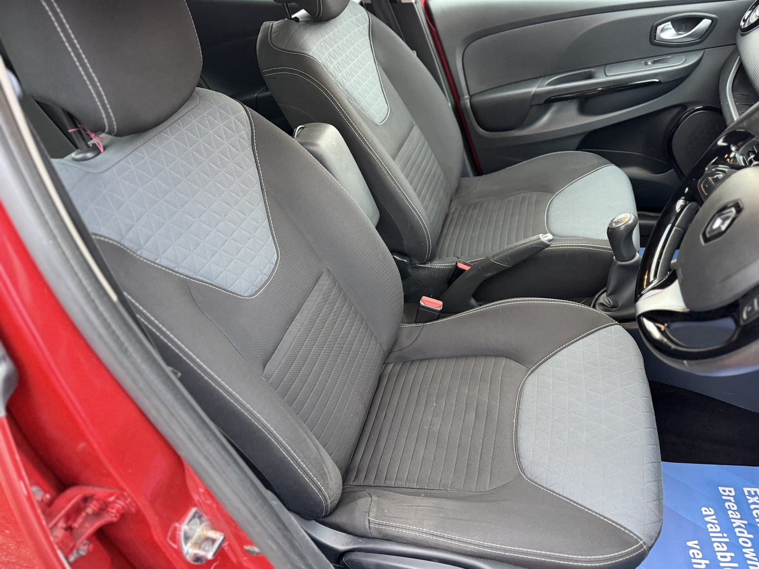 Used Renault Clio 2015 for sale - 78025800: Photo 33