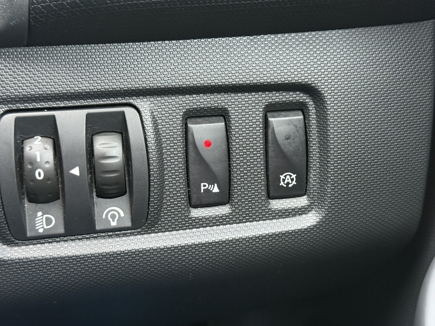 Used Renault Clio 2015 for sale - 78025800: Photo 39