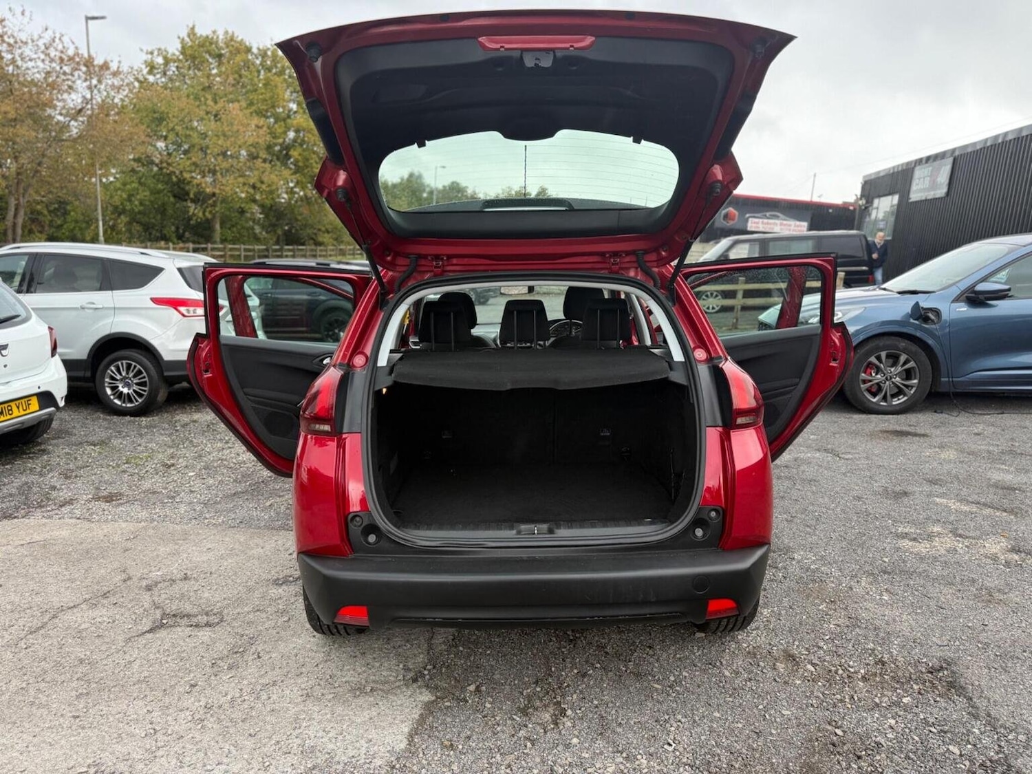 Used Peugeot 2008 2017 for sale - 76687395: Photo 21