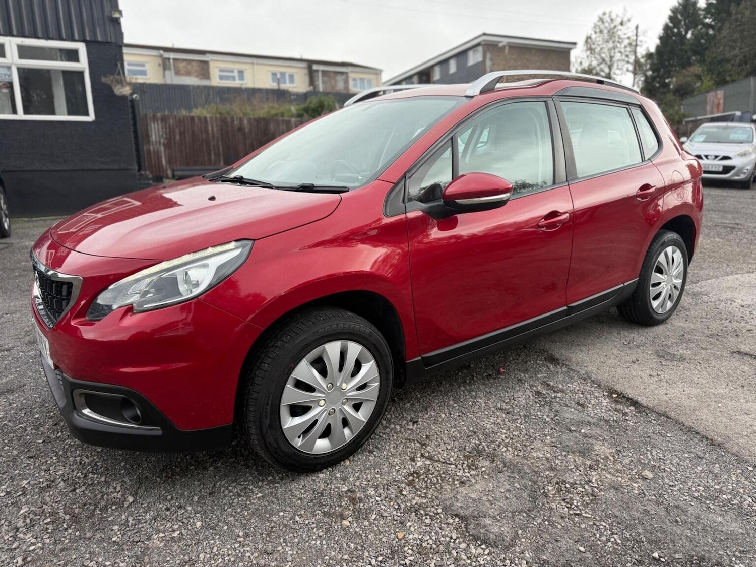 Used Peugeot 2008 2017 for sale - 76687395: Photo 4