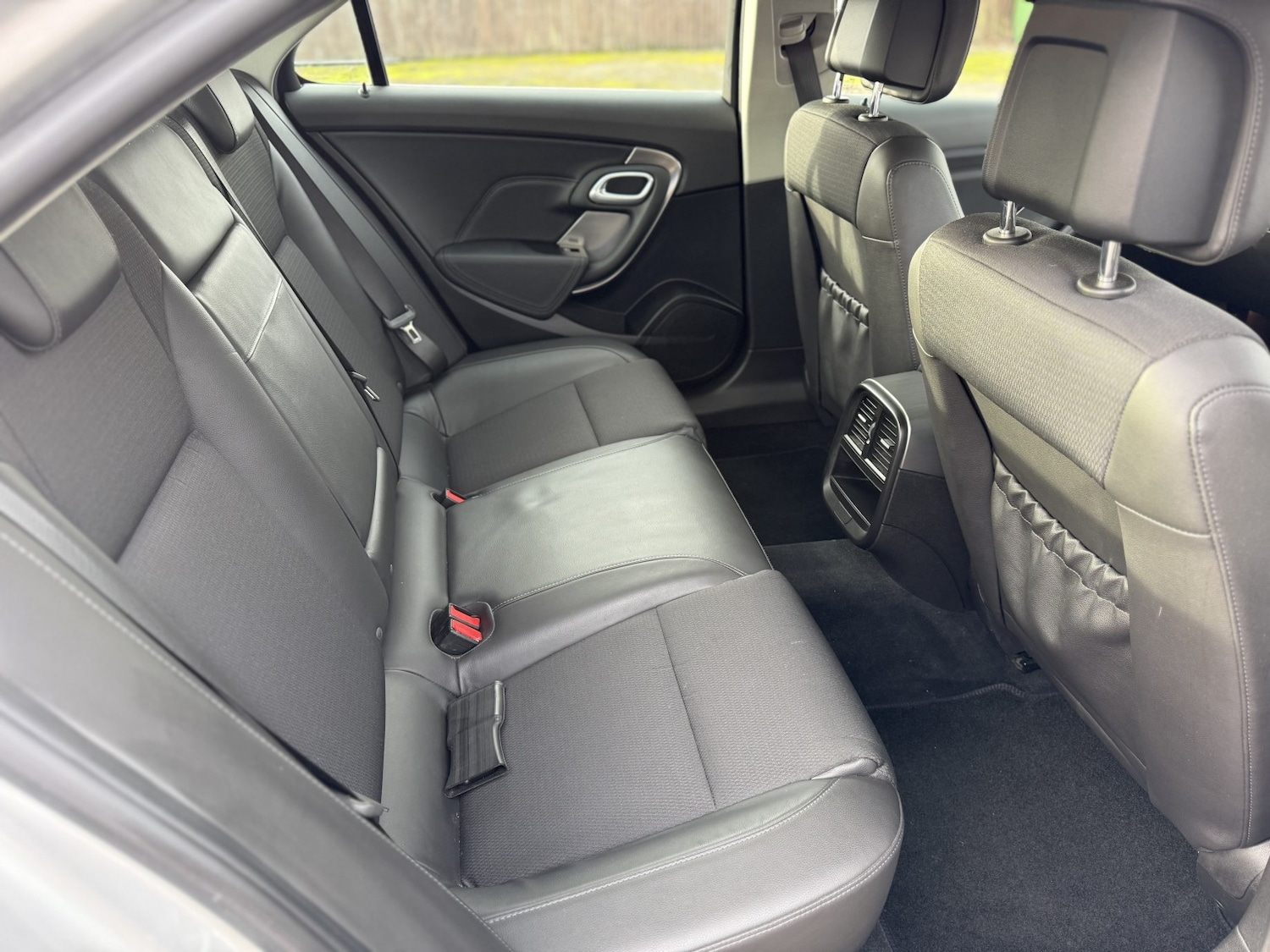 Used Saab 9-5 2011 for sale - 77578492: Photo 29