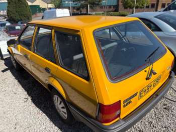 Used Ford Escort 1988 for sale - 74365243: Photo