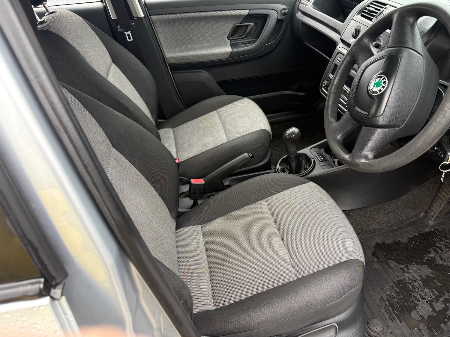 Used Skoda Fabia 2010 for sale - 77650557: Photo 8