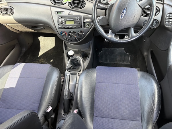 Used Ford Focus 2003 for sale - 74446011: Photo 9